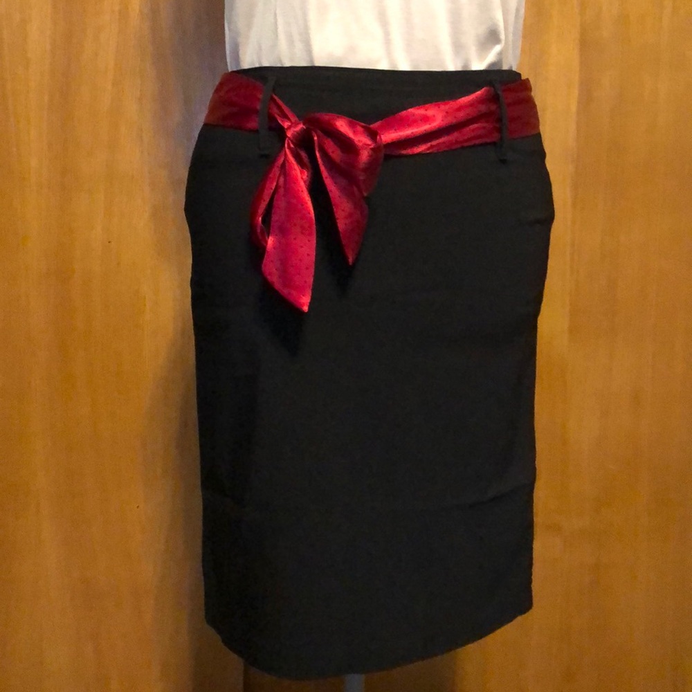 {Speechless} Belted pencil skirt